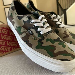 Vans Mens 12 Authentic Camo Olive Canvas Skate Shoes